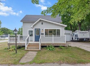 303 E Dayton St, Fremont, MI 49412