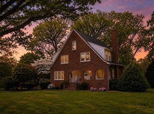 557 S Ellison Ln, Waynesboro, VA 22980