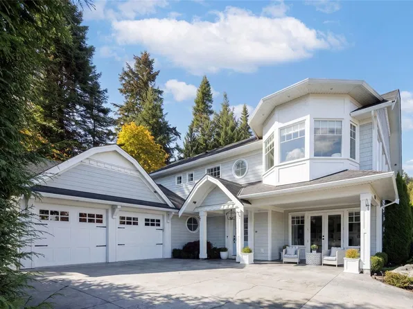1701 Texada Ter, North Saanich, BC V8L 6B1