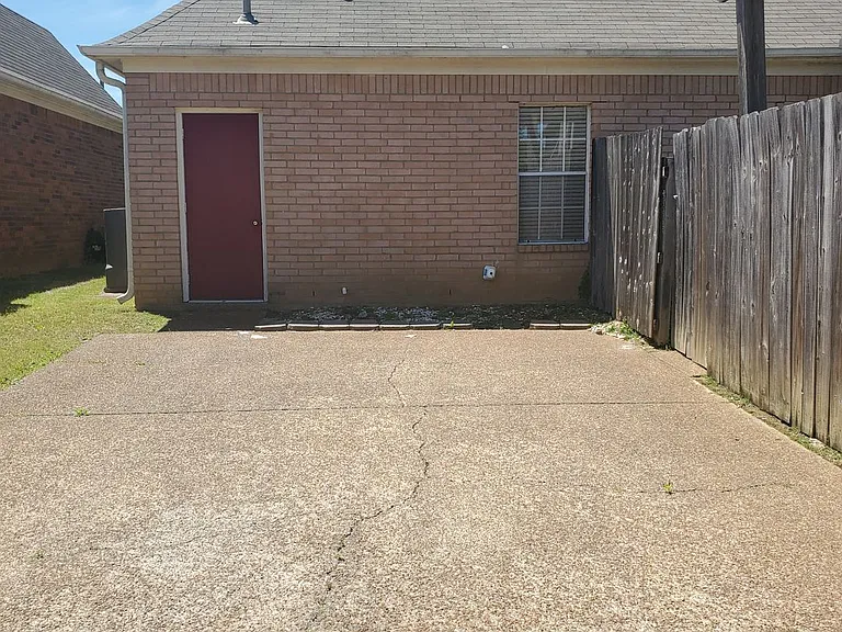 762 Silver Sands Dr — Photo 17