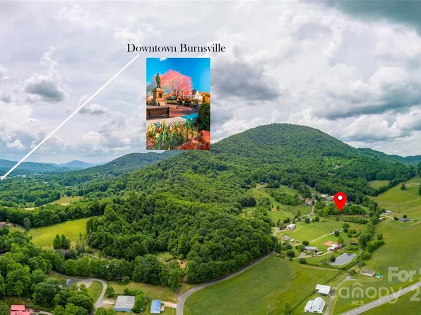 1775 Green Mountain Dr, Burnsville, NC 28714
