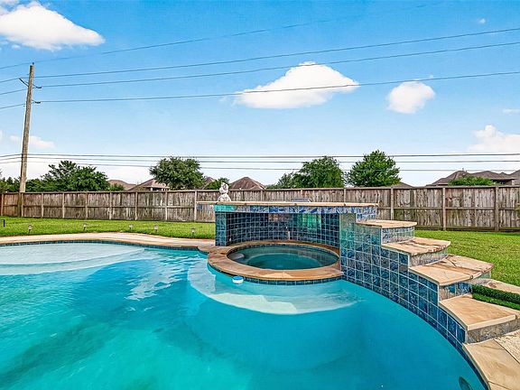 4th image of 26047 Jodie Lynn Cir