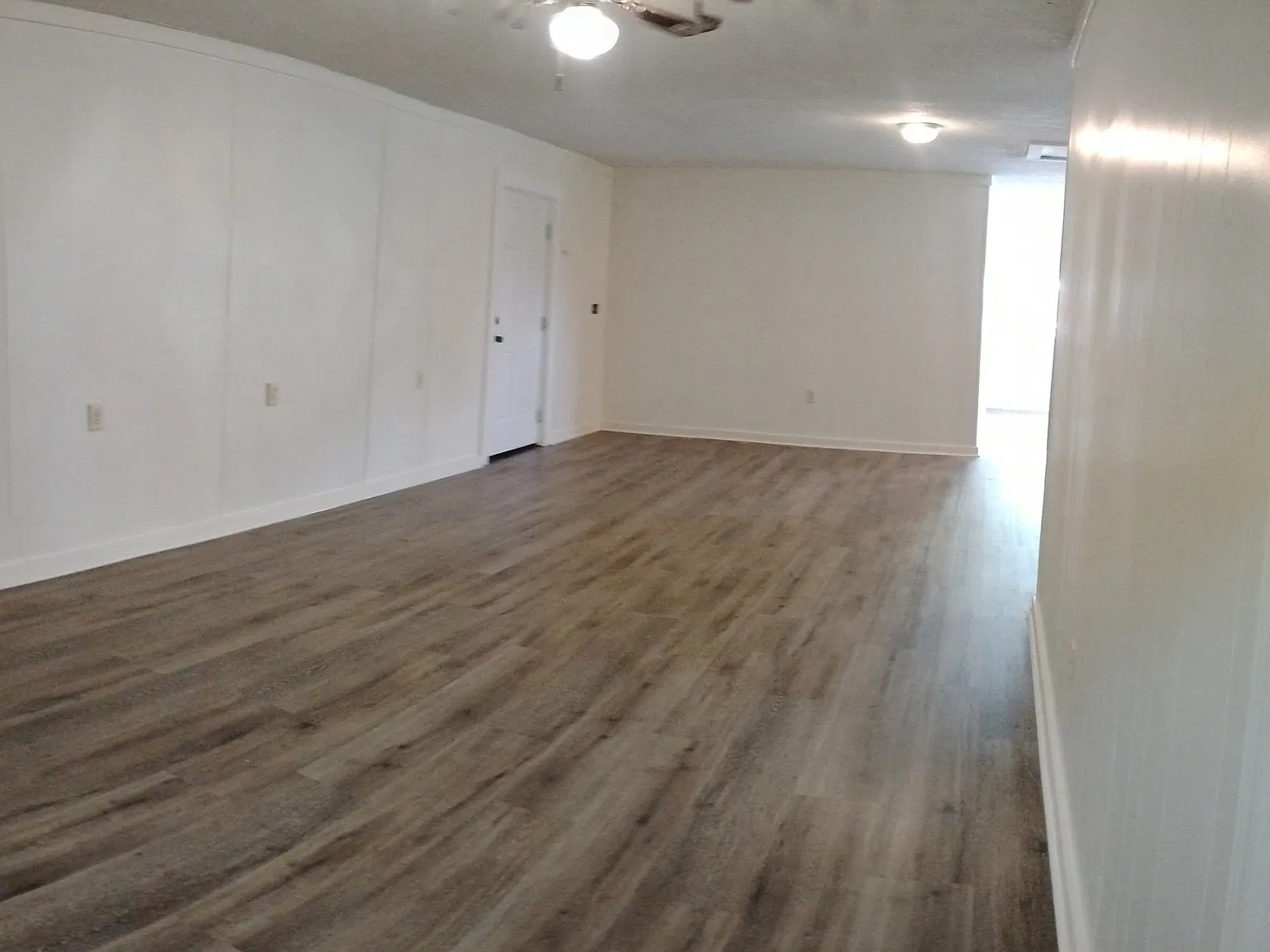 2 bed, 1200 sqft, $1,250 — Photo 2
