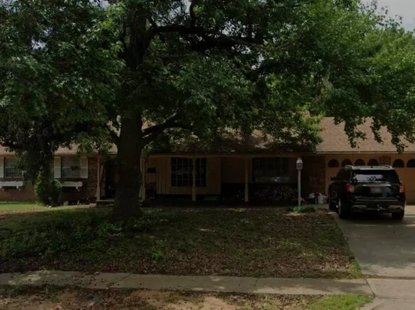 1616 Cookson Dr, Ponca City, OK 74604