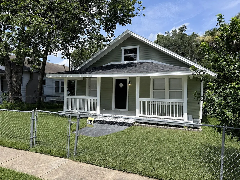 140 Kingston Ave