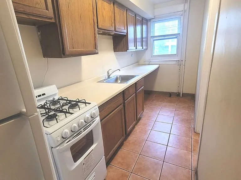 719 Knapp — Photo 13
