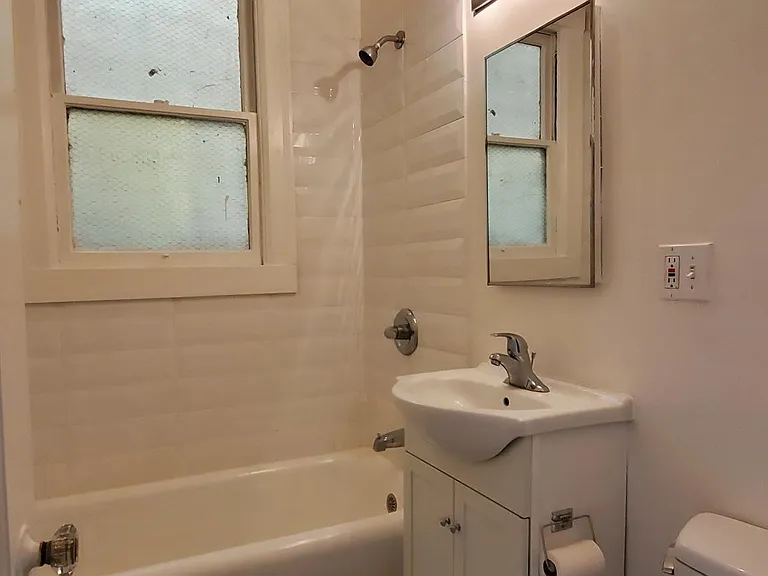 2100 Fell St #9 — Photo 7
