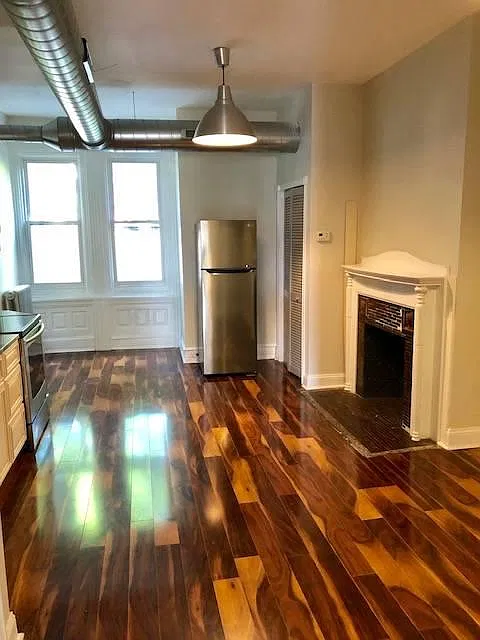 901 S 47th St — Photo 1