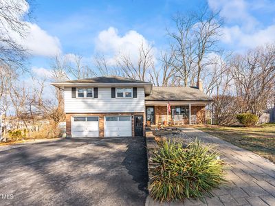 41 Northgate Drive, Albany, NY, 12203