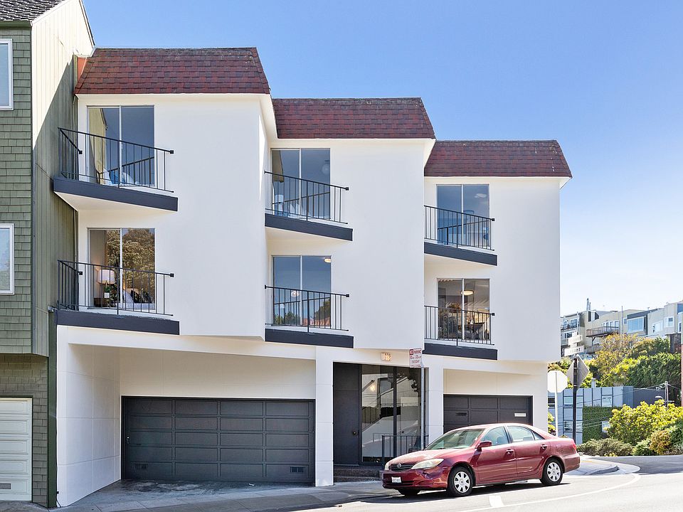 1st image of 333 Roosevelt Way #A