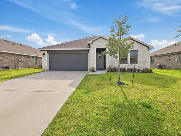 127 Walnut Hill Ct, Anahuac, TX 77514