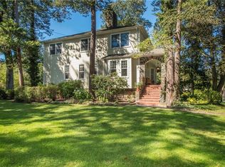 225 Rockingstone Ave, Larchmont, NY 10538