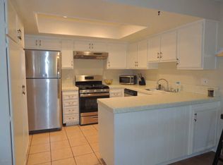 592 Salas St, Santa Paula, CA 93060