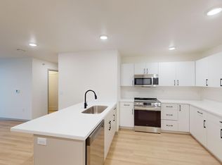 Jefferson Reserve Apartments, Sioux Falls, SD 57107