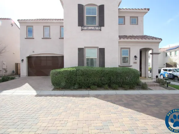 943 E Danbury Dr, Phoenix, AZ 85022