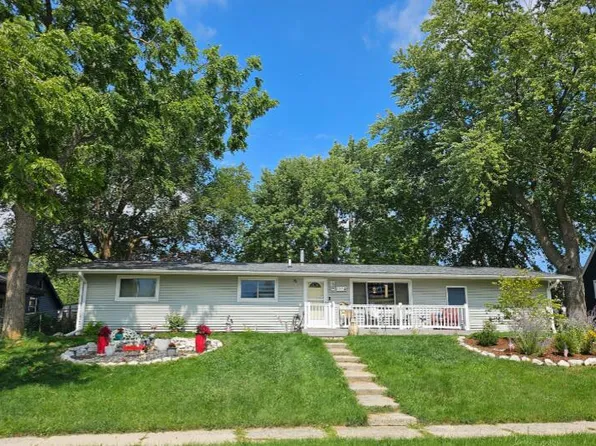 1224 Mackinac AVENUE, South Milwaukee, WI 53172