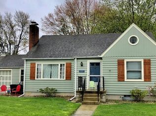135 E Kilbourne Dr, Bucyrus, OH 44820
