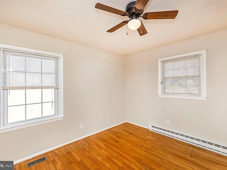 120 Meadowlark Ln — Photo 22