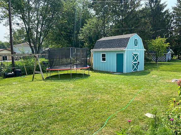 4th image of 4712 Wicklow Dr