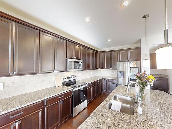 5th image of 2694 Timber Glen Dr