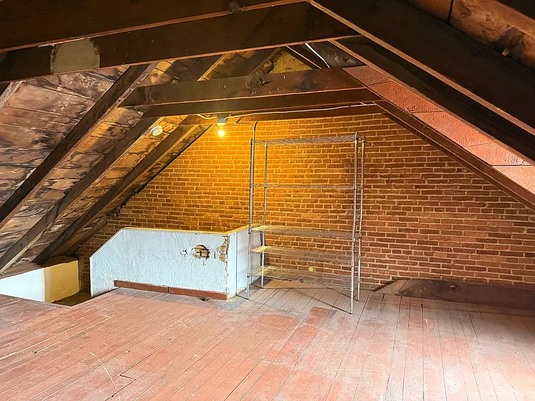 537 W. King St. — Photo 13