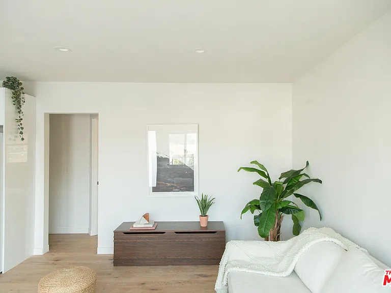 3363 N Andrita St #4 — Photo 7