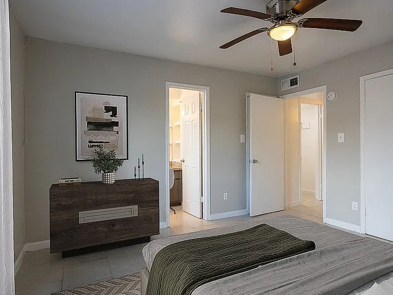 Ashford Santa Fe Bedroom
