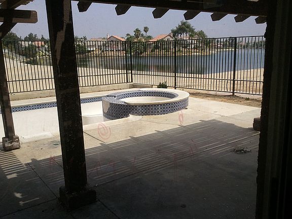 Jacuzzi