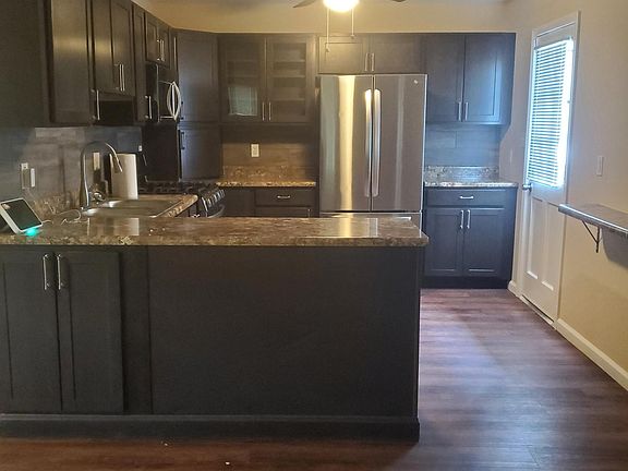 3rd image of 1150 Northdale Ave