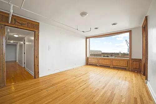 Carlson Building Photo 1