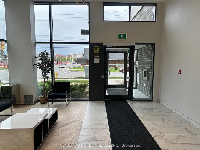 7 Erie Ave #309 — Photo 4