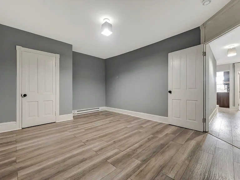 128 E Broad St #C — Photo 20