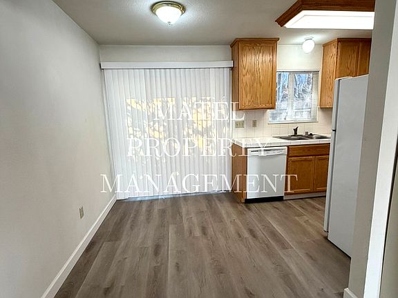 4th image of 618 17th St APT C
