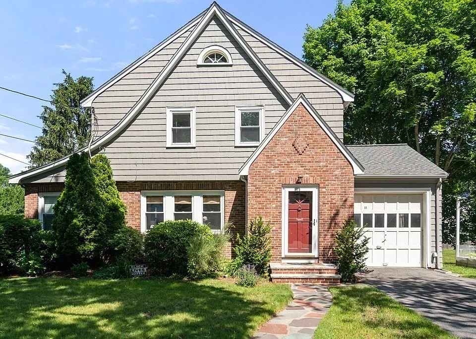 11 Hallron Rd #11