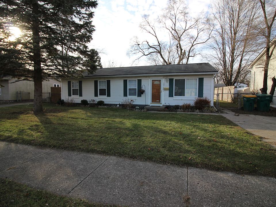 1st image of 15756 Woodmont St