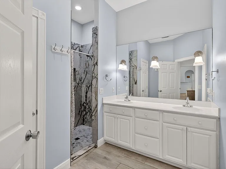 1571 SW Hunnicut Ave — Photo 18