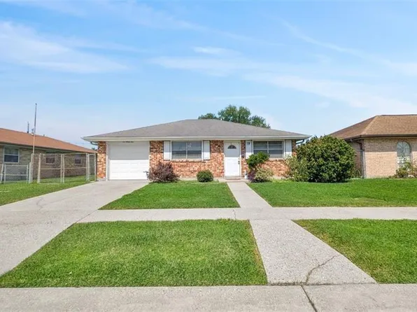 1039 Price Dr, Harvey, LA 70058