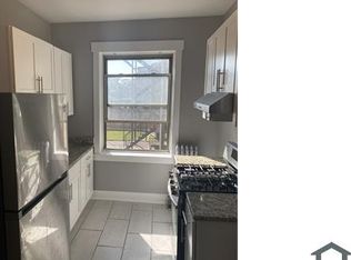 309 E 69th St #1, Chicago, IL 60637
