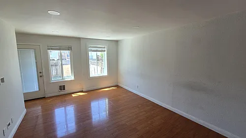 2 bed, 1.0 bath, 850 sqft, $3,250 Photo 1 2 bed, 1.0 bath, 850 sqft, $3,250 Photo 1
