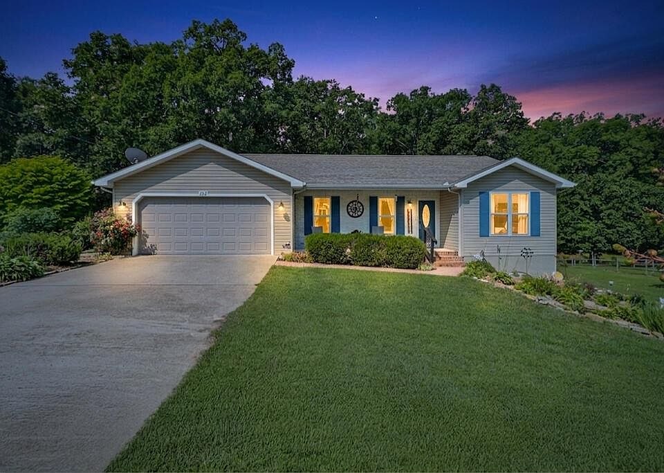 1st image of 122 Sunset Ridge Dr
