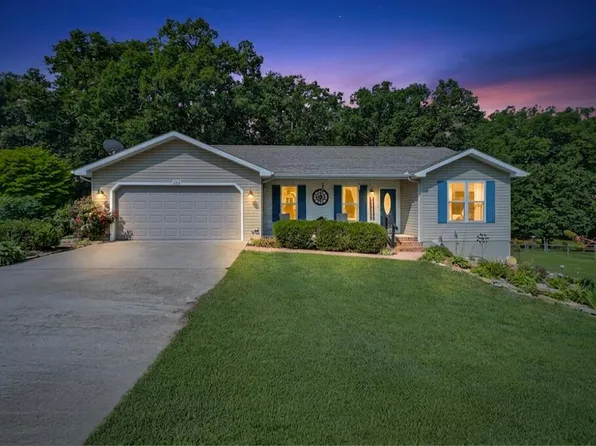 122 Sunset Ridge Dr, Crossville, TN 38571