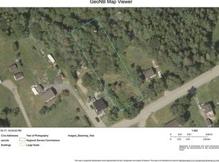 183 Pleasant St, Saint Stephen, NB E3L 1B4