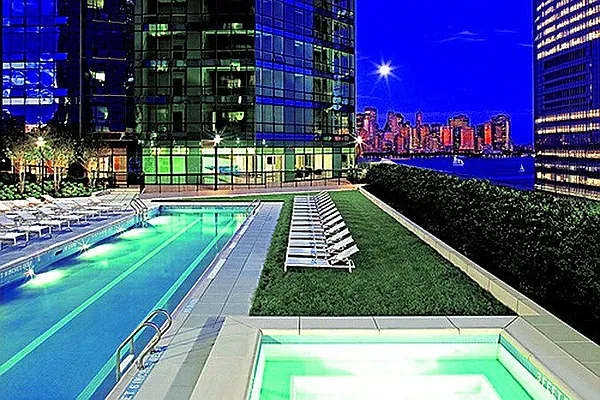 Rented by Urban Luxe | media 4