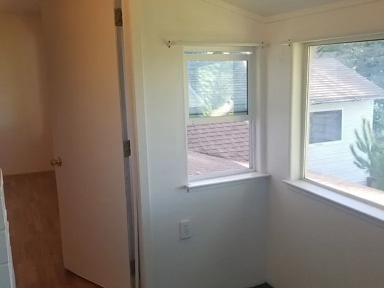 104 Valley View Dr — Photo 4