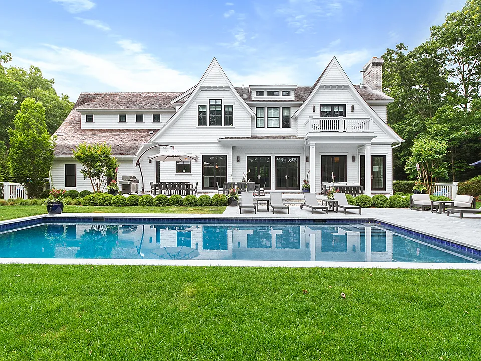 10 Spinnaker Way