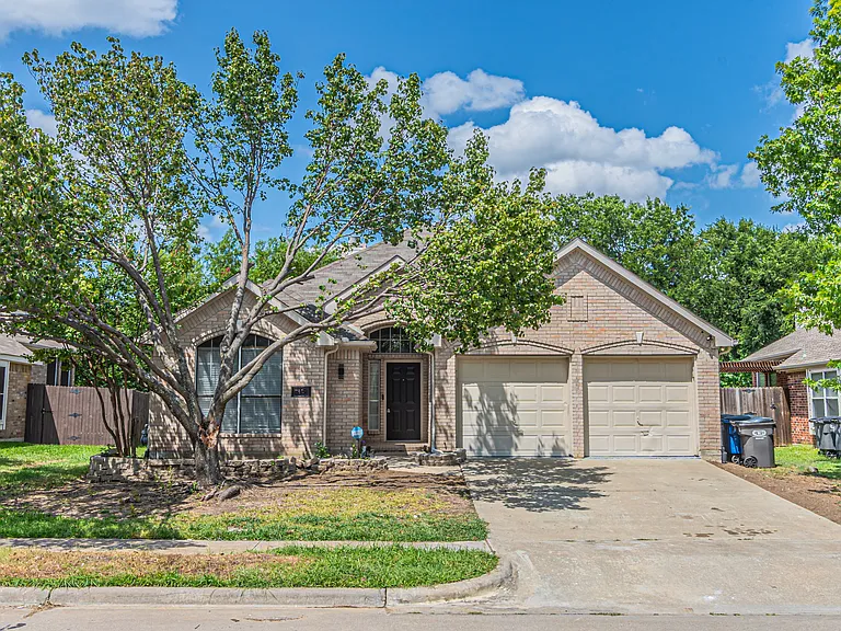 7624 Vista Creek Ln — Photo 1
