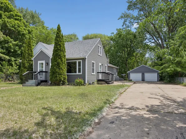 5546 Emerson Ave N, Brooklyn Center, MN 55430