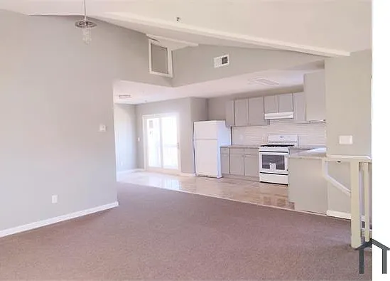 5 bed, 1700 sqft, $4,140 — Photo 3