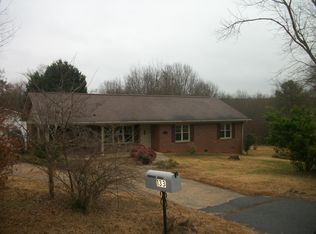 133 W Allen Dr, Rutherfordton, NC 28114