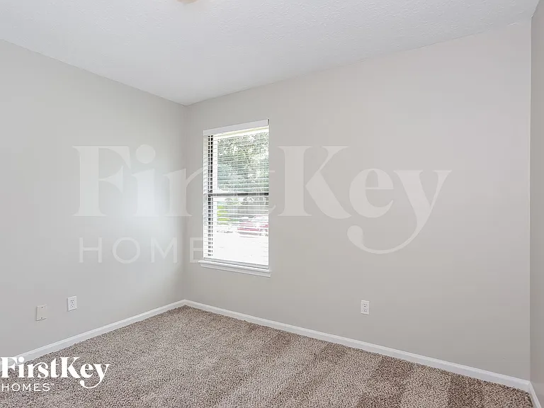 1645 E Ponderosa Pine Dr — Photo 12